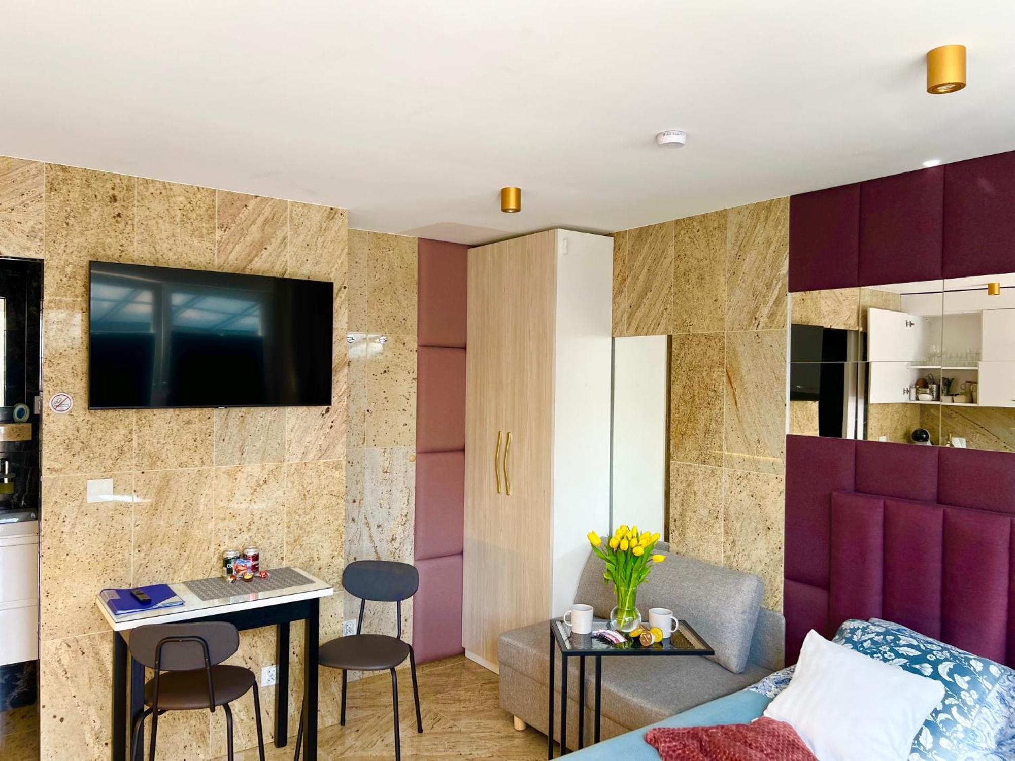 North Nest Luxury Suites Γκντανσκ Δωμάτιο φωτογραφία